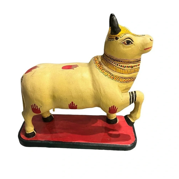 Nando Hindu Bull Hand Carved Hand Painted India Folk Art Boho - Picture 1 of 8